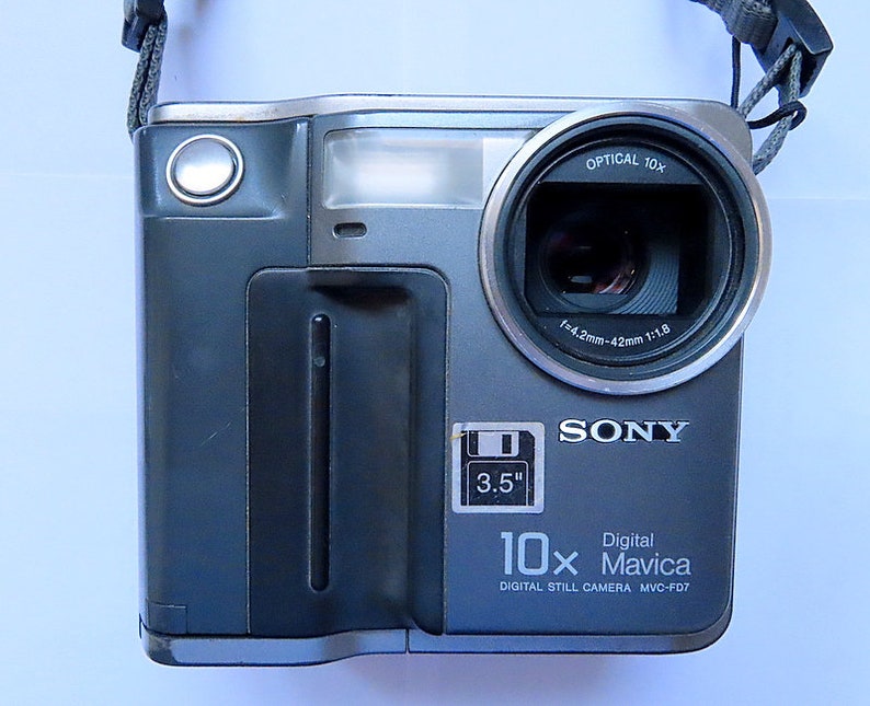 Sony Mavica MVCFD7 Digital Still Camera with Floppy Disk Etsy 日本