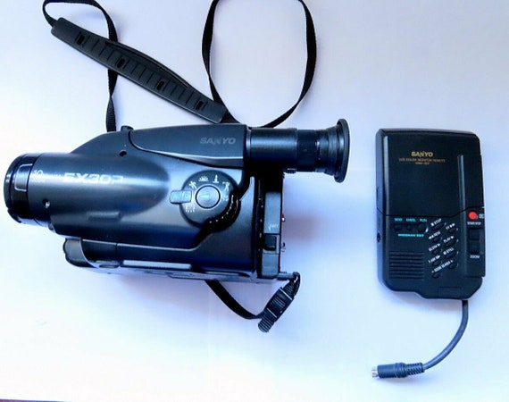 Vintage Sanyo VM-EX30P Video-8 Camcorder W/ Remote Monitor – for