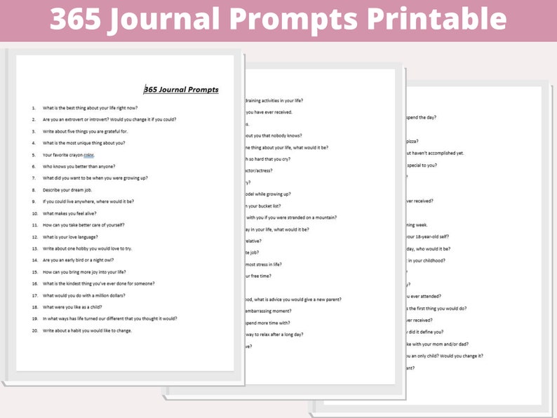 Op de afbeelding: Een printbaar dagboek met 365 prompts voor zelfreflectie en persoonlijke groei. De dagboekpagina's zijn wit met zwarte tekst en zijn verdeeld in drie kolommen. De titel van het dagboek is "365 Journal Prompts Printable".