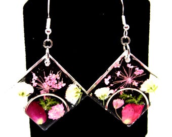 Ladies Handmade Dangle Floral Resin Earrings