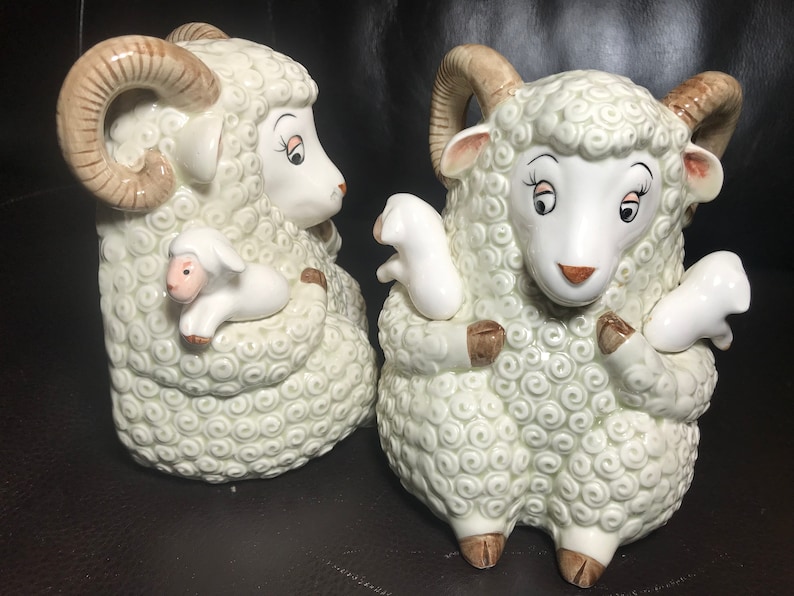 Vintage QQ QQuon-Quon made in Japan Ram Sheep Ewe Bookends Ceramic
