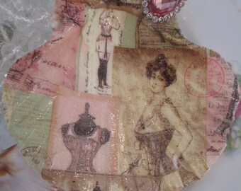 Corset Paris, Decoupage Scallop Shell, Ring Dish, Tinker Dish, Home Decor, Gift