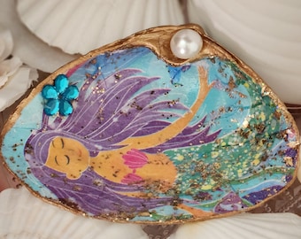 Mermaid Jewelry Dish, Large Clam Shell, Swimming Mermaid, Decoupage Clam Shell, Ring Dish, Beach Decor