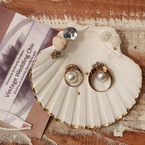 Shell Wedding Ring Dish: Scallop Seashell with Pearl Accent