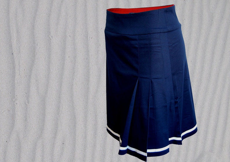 Skirt Ahoi image 1