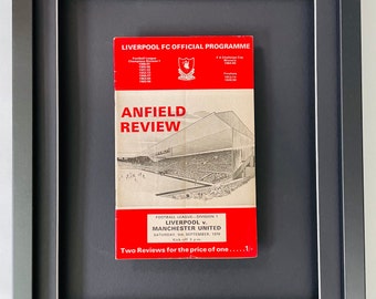 Liverpool v Manchester United - 05 September 1970 - Framed Vintage Football Programme