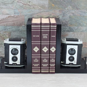 Kodak Brownie Reflex Synchro Model, Antique Decorative Camera Bookends, DVD Holder, Movie Room Décor, Movie Maker Gift, Vintage Lover Gift
