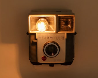 Kodak Brownie Starmite Camera Nightlight: Upcycled Mid-Century Decor