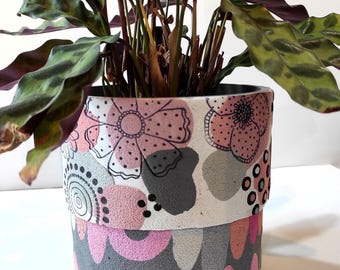 Indoor Plant Pot With Drainage