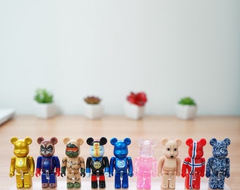 Beartoy Transparent Showcase stand for bearbrick only.