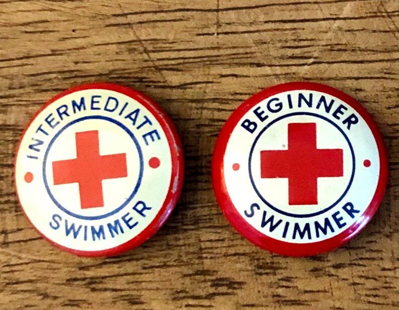 2  Vintage Red Cross Swimmer Pins Beginner /& Intermediate Pins