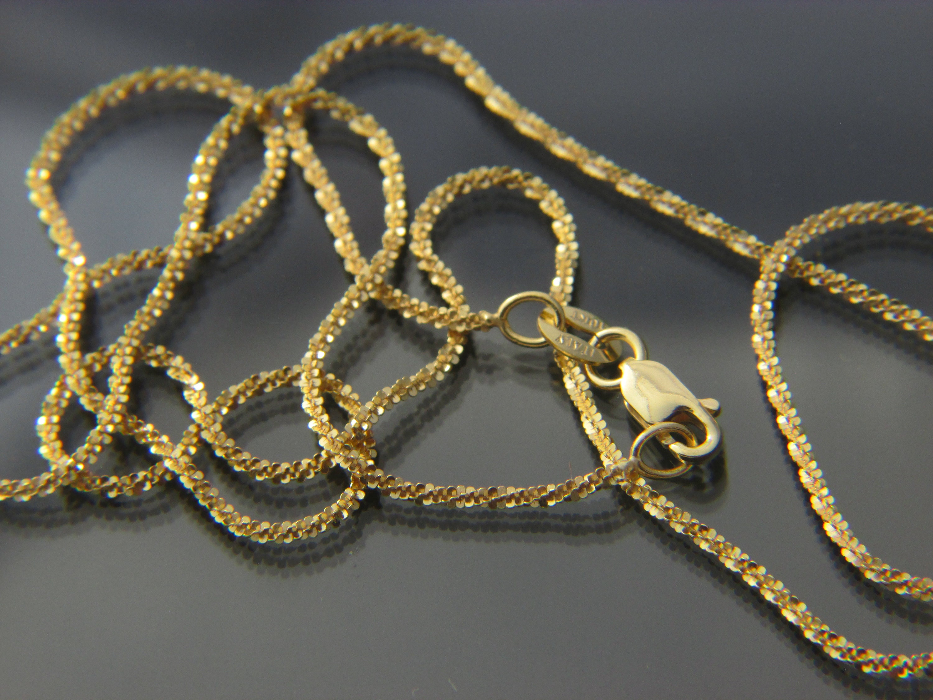 Solid 10k Gold Criss Cross Chain Necklace Pendant Chain 16