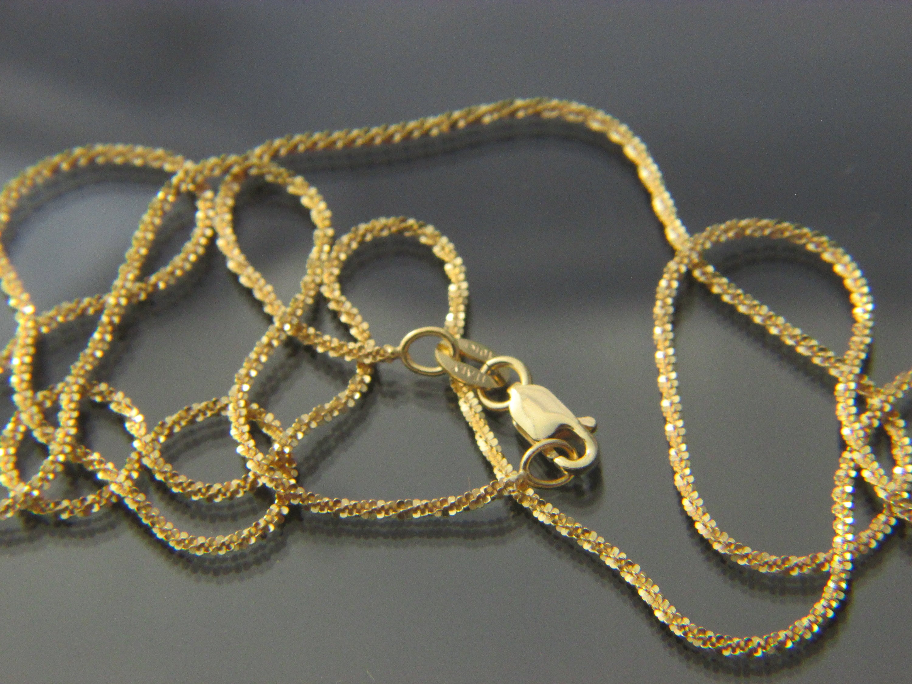 Solid 10k Gold Criss Cross Chain Necklace Pendant Chain 16