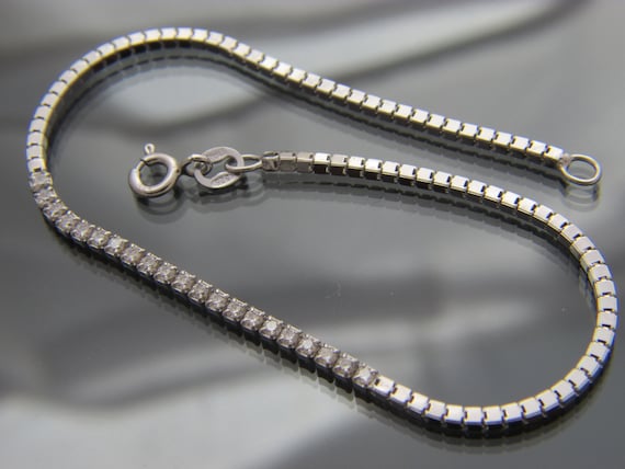 Amazon.com: Diamond Treats Silver Tennis Bracelet for Women  925 Sterling silver Tennis Bracelet 7.5 or 8 inche main image 1