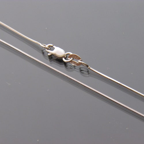 14kt White Gold Square Snake Chain 