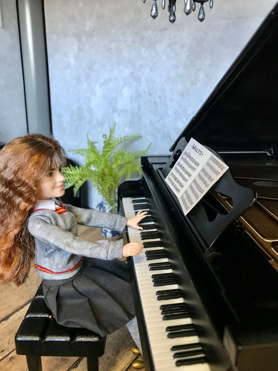 barbie grand piano