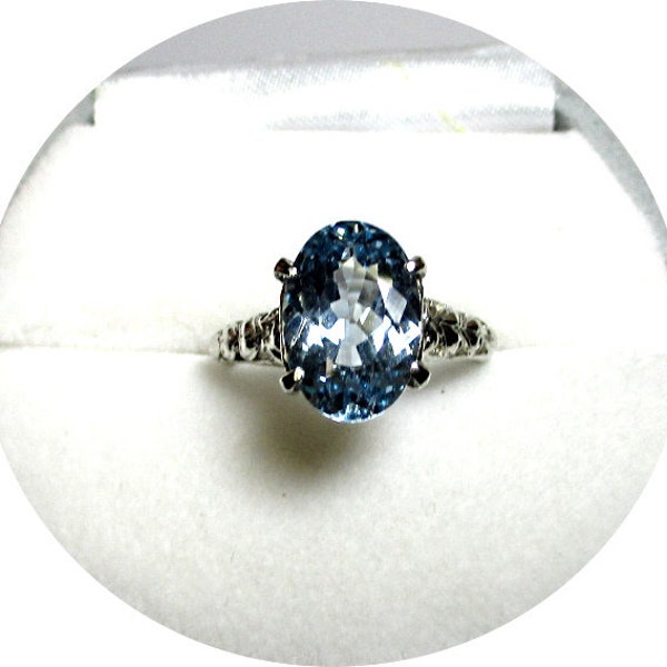 Stunning! - Classic Blue AQUAMARINE Ring – Oval Vintage 14k White Gold Mtg.