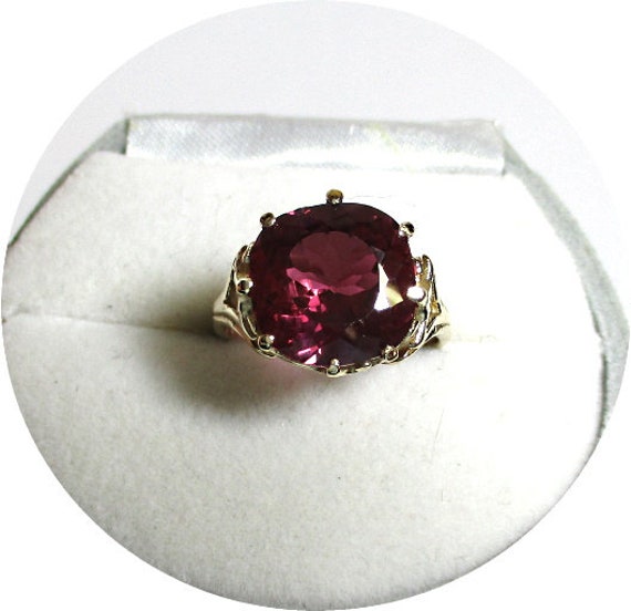 Ring - RHODOLITE Garnet - Violet Red - Vintage 14k