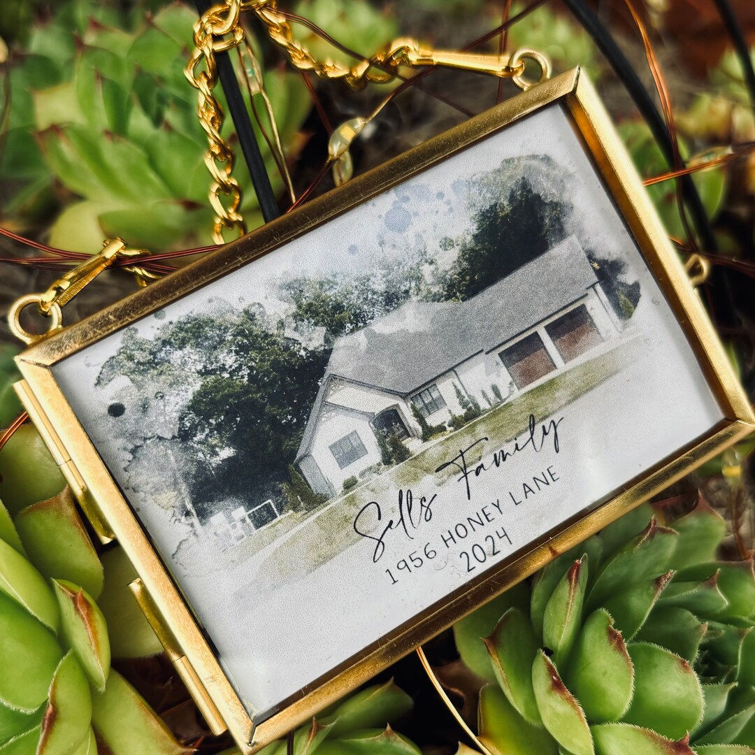 Watercolor House Portrait Ornament: Brass Frame, New Home Gift - Etsy