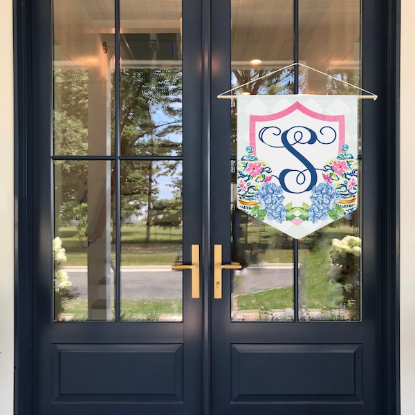 Custom Ginger Jar Crest Door Hanger: Chinoiserie Monogram Decor