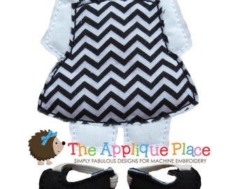 Dress Up Doll * Maglione e ballerine * Vestito di bambola di stoffa senza carta senza carta nel telaio ITH Machine Ricamo Applique Design