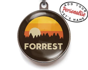 Adventure Dog Tag – Gepersonaliseerde boszonsondergang huisdier-ID-tag voor honden en katten | Aangepast naamplaatje voor wandelende honden
