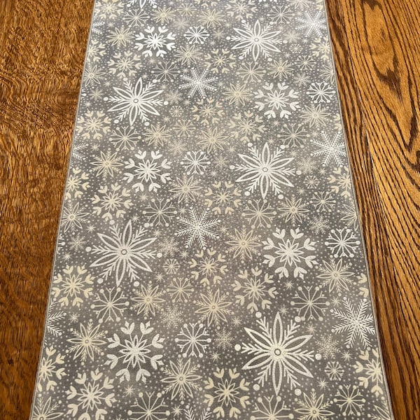 Winter Table Runner, Winter Table Runner, Gray Christmas Table Runner, Elegant Christmas Runner, Gray Table Decor