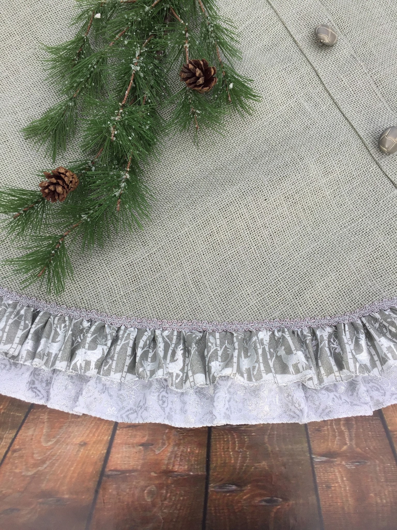 Rustic Tree Skirt Farmhouse Tree Skirt Burlap Christmas Tree Etsy