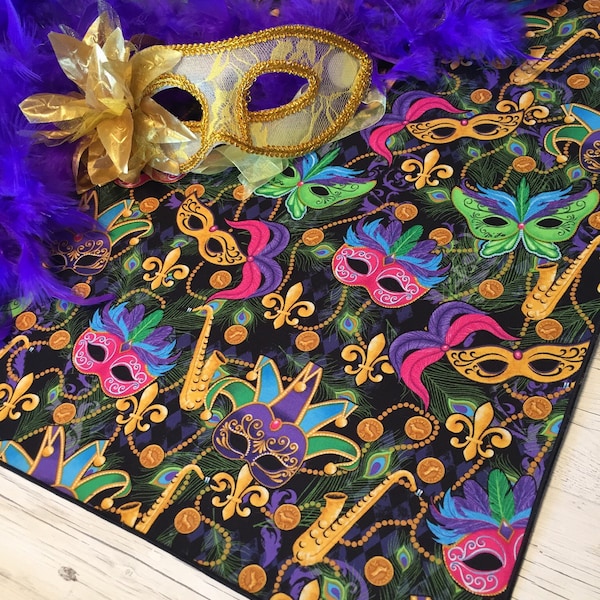 Mardi Gras Alligator Quilted Table Runner GFTOAB3745