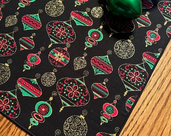 Christmas Runner, Christmas Table Runner, Holiday Runner, Christmas Ornament Decor