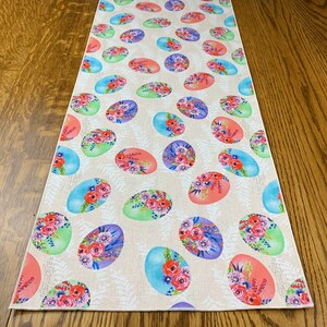 Easter Table Runner, Runner Easter, Vintage Style, Easter Egg Decor, Easter Table Decor