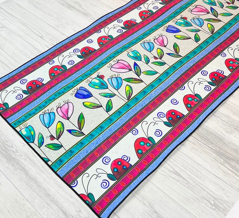 PamperedHomeDecor Table Runner