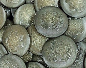 Boy Scouts Embossed Vegetable Ivory Self Shank Button 22mm 7/8" By the Button