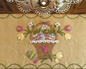 Easter Blessings Floral Basket Wool Felt Table Runner Kit Pattern Wool Felt Floss