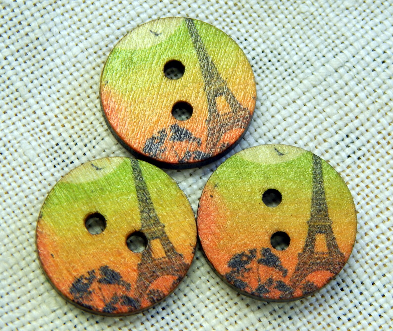 Eiffel Tower Wood Buttons, Paris Theme (lot of 3) - Etsy