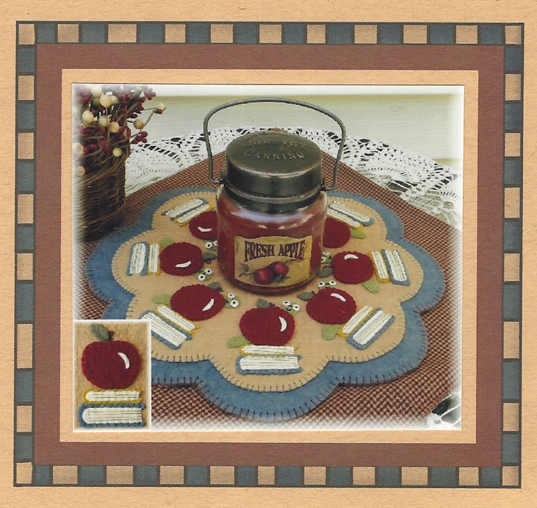 School Days Wool Felt Candle Mat Kit – Apple & Book Design - Etsy
