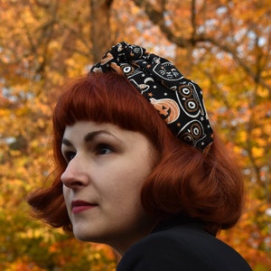 Halloween knot headband with bow | Halloween, goth, horror punk, pumpkins, Jack O&#39; Lanterns, black cats, owls, Autumn, spooky season