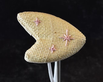 Atom atomic raffia fascinator with pink starbursts and rhinestones | straw fascinator, spring, beach, retro, vintage inspired, pinup, pin up