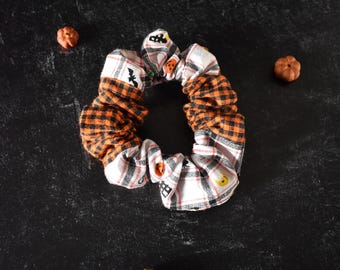 Retro 90s Halloween plaid and gingham patchwork scrunchie | Autumn, Fall, spooky season, 90s Halloween, cozy