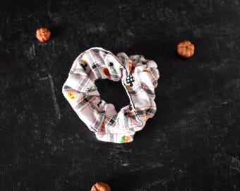 Retro 90s Halloween plaid scrunchie | Autumn, Fall, spooky season, 90s Halloween, cozy