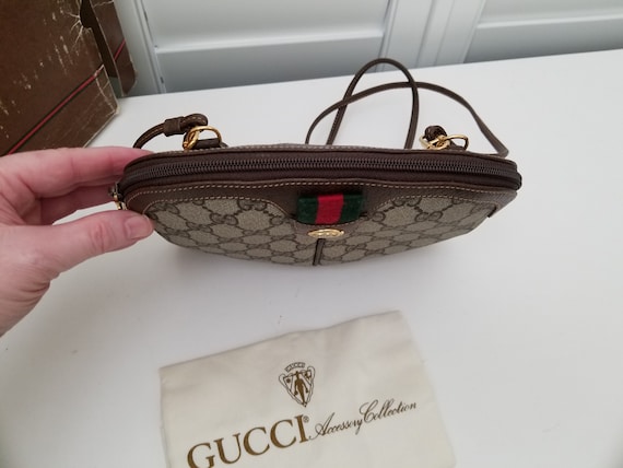 Collector's Item Rare Vintage Gucci GG with strip… - image 4