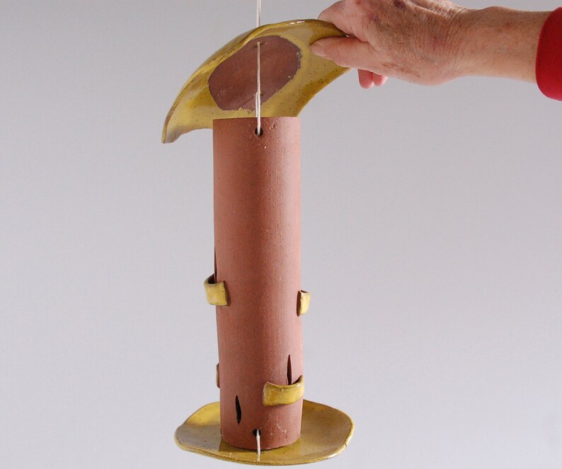 Woodland style with yellow glaze EZ clean bird feeder,stoneware for thistle seed