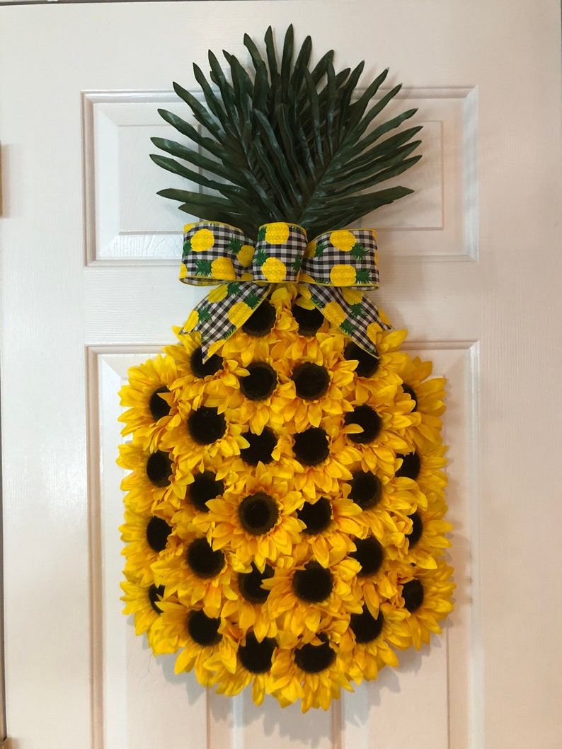 Pineapple Sunflower Wreath, Pineapple Wreath, Spring Wreath, Summer Wreath, Fruit Wreath, Aloha Wreath, Welcome Wreath, Hawaiian Wreath image 2