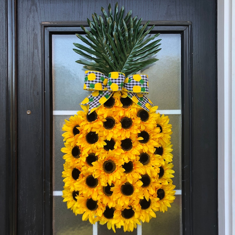 Pineapple Sunflower Wreath, Pineapple Wreath, Spring Wreath, Summer Wreath, Fruit Wreath, Aloha Wreath, Welcome Wreath, Hawaiian Wreath image 3