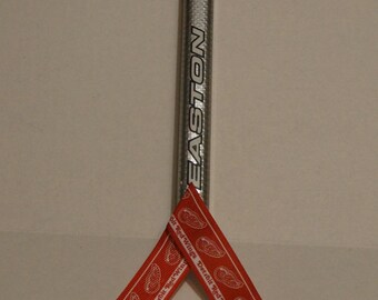 Steve Yzerman Detroit Red Wings Christmas TWIG TRINKET