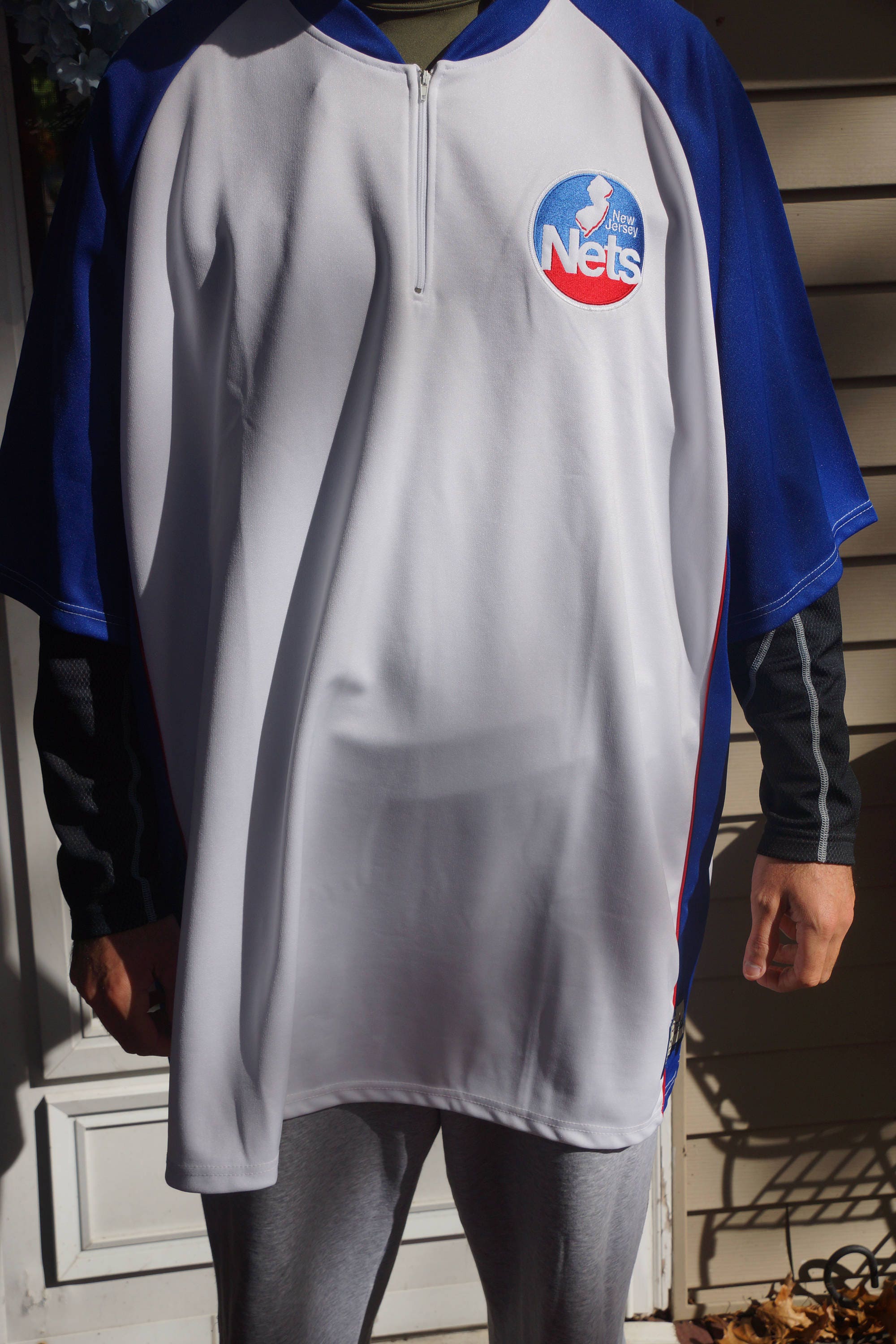 New jersey Nets Hardwood Classics Throwback Jacket Large EUC –