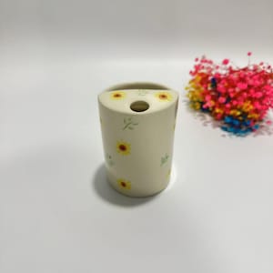 Cute Sunflower Flowers Travel Mug, Handmade Pottery Mug, To Go Ceramic Tumbler, Hand-painted Sip Mug,Coffee Cup Sip Mug,Birthday Gift,Gifts