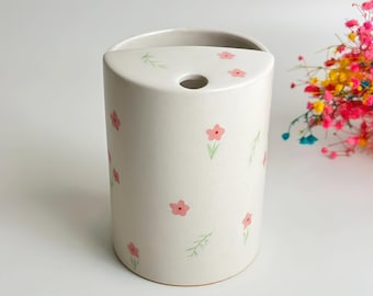 Cute Pink Tulip Flowers Travel Mug, Handmade Pottery Mug, To Go Ceramic Tumbler, Hand-painted Sip Mug,Coffee Cup Sip Mug,Birthday Gift,Gifts