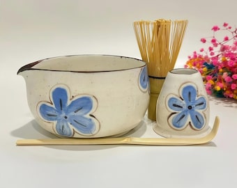 Hand Painted Blue Daisy Flowers Ceramic Matcha Bowl Set,Large Capacity Matcha Bowl, Birthday Gift,Personalized Matcha Bowl,Matcha Bowl Set