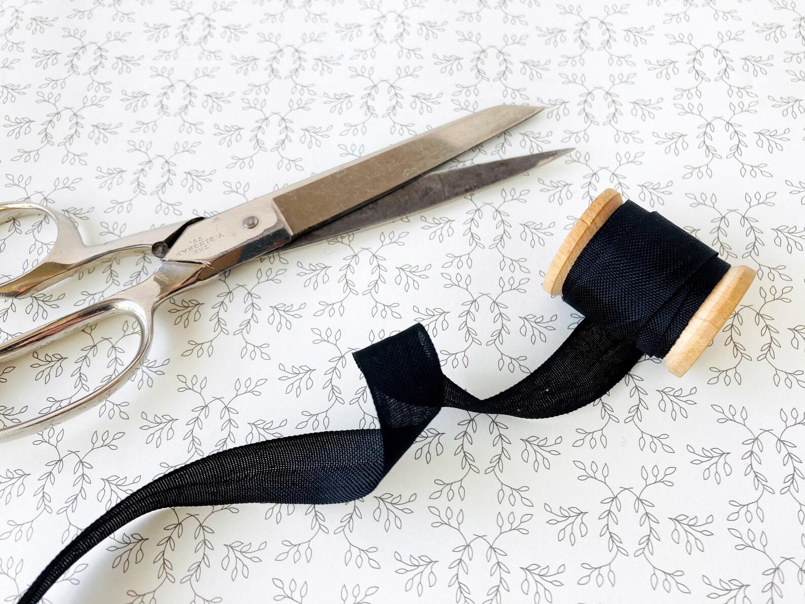Vintage Black Seam Binding Ribbon Trim Sold by the Yard Etsy 日本